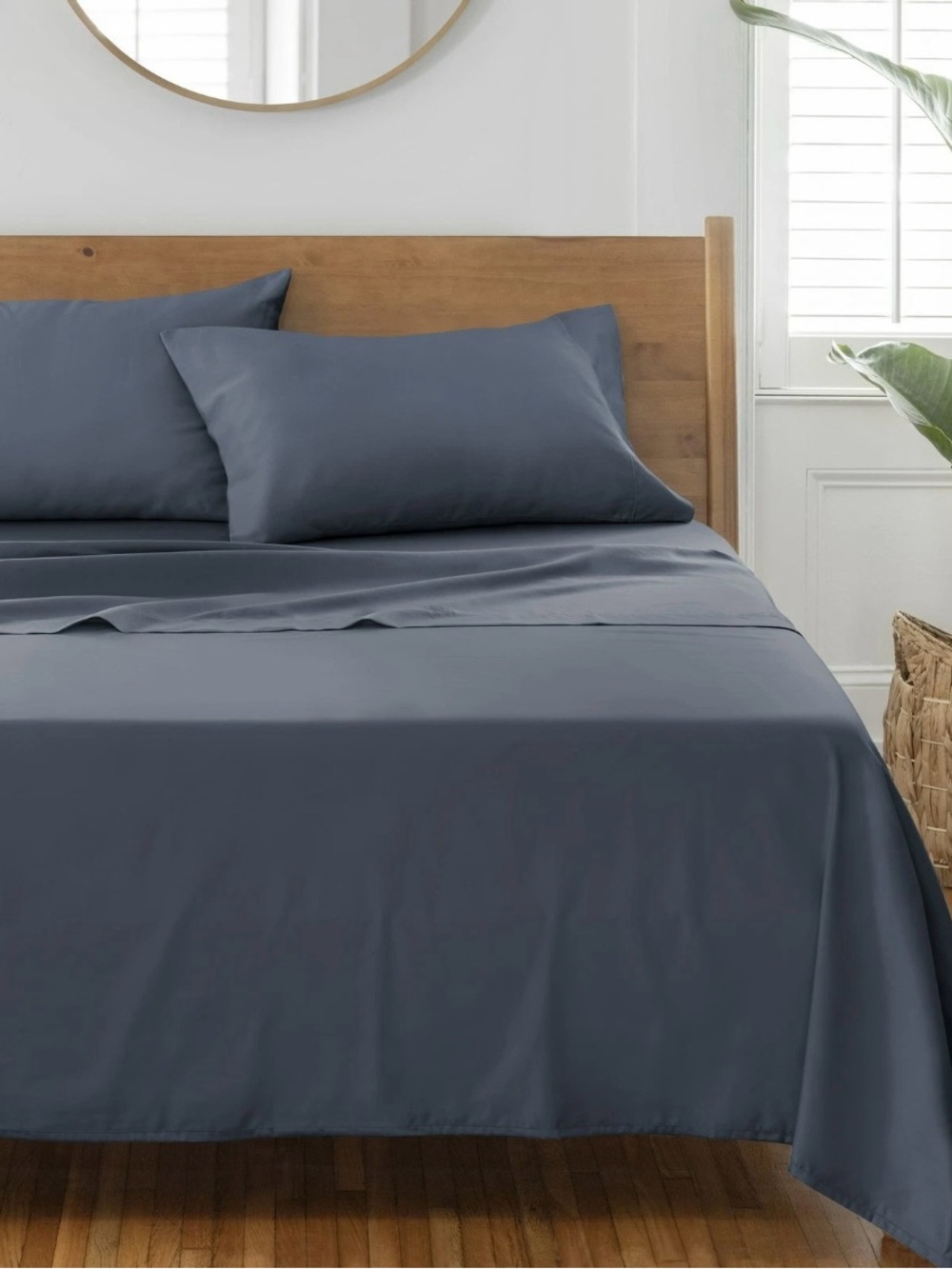 Better Home & Gardens Queen 4pc Cotton Sateen sheet set Blue moonlight